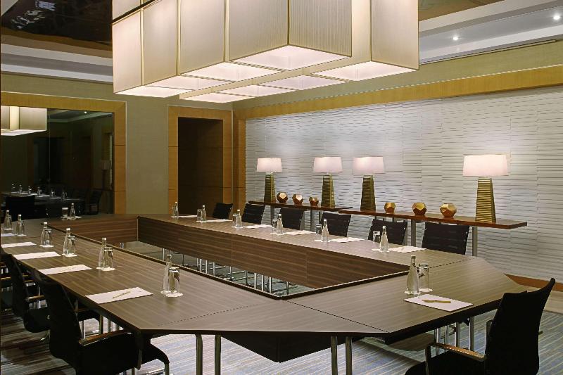 DoubleTree by Hilton Riyadh - Al Muroj Business Ga - Genel