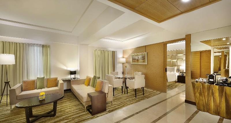 DoubleTree by Hilton Riyadh - Al Muroj Business Ga - Oda