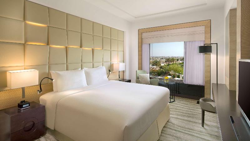 DoubleTree by Hilton Riyadh - Al Muroj Business Ga - Oda