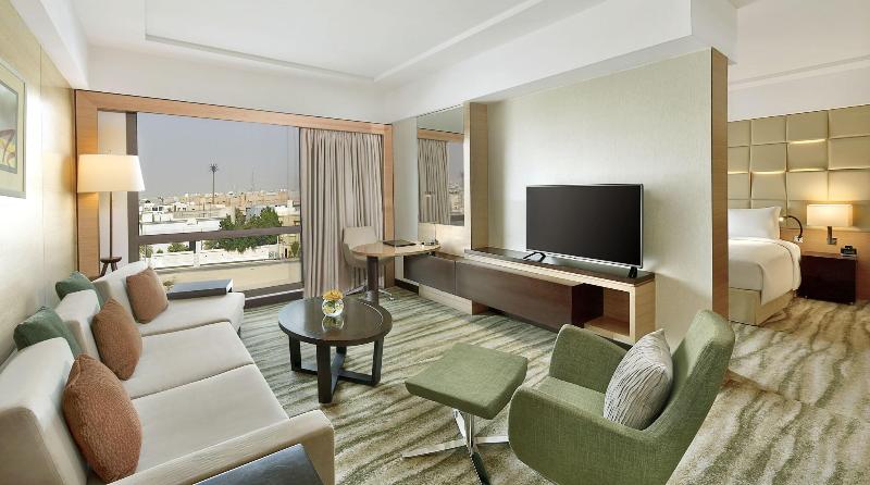 DoubleTree by Hilton Riyadh - Al Muroj Business Ga - Oda