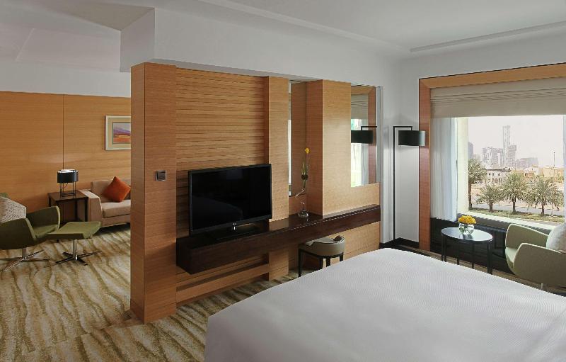 DoubleTree by Hilton Riyadh - Al Muroj Business Ga - Oda