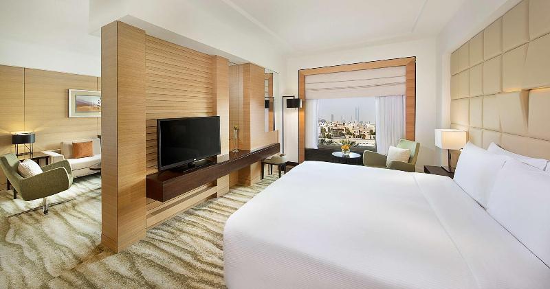 DoubleTree by Hilton Riyadh - Al Muroj Business Ga - Oda