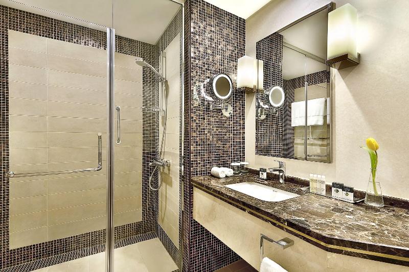 DoubleTree by Hilton Riyadh - Al Muroj Business Ga - Oda