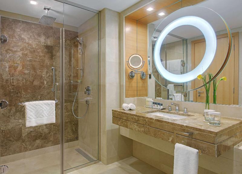 DoubleTree by Hilton Riyadh - Al Muroj Business Ga - Oda