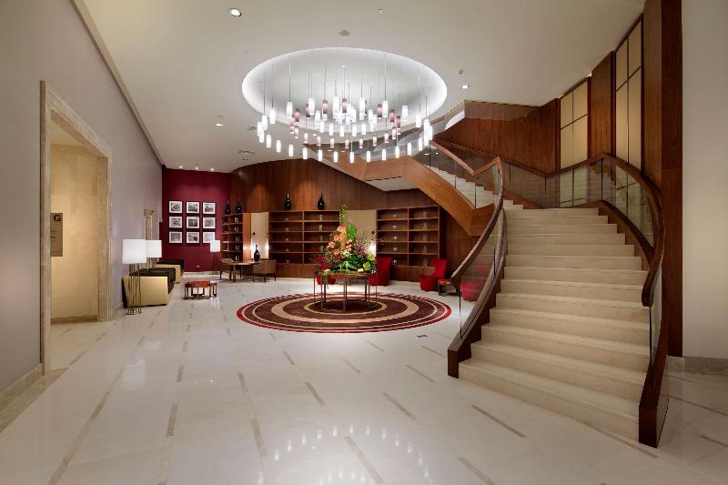 Hilton Batumi - Lobi