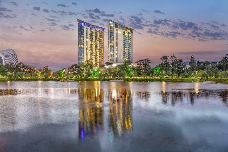 Hilton Batumi - Genel