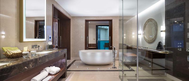 Hilton Batumi - Oda