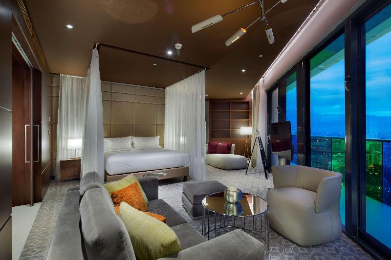 Hilton Batumi - Oda
