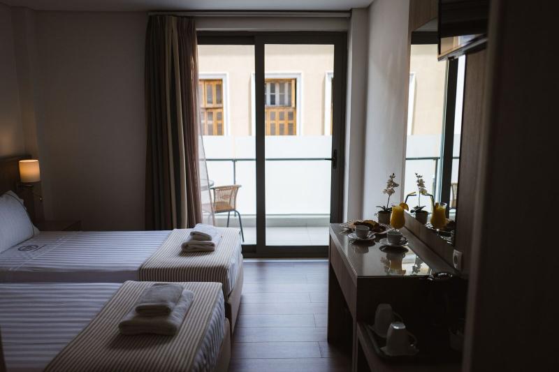 Piraeus Port Hotel - Oda
