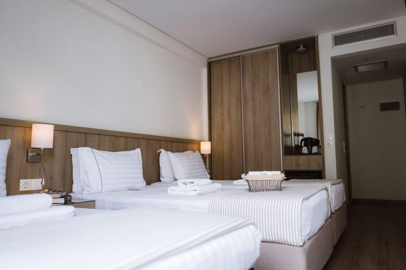 Piraeus Port Hotel - Oda