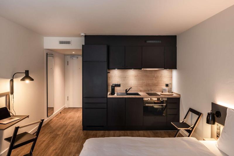 Pentahotel Wiesbaden - Oda