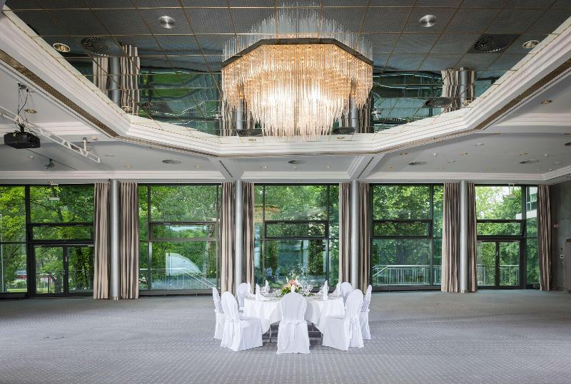 Dorint Pallas Wiesbaden - Toplantı