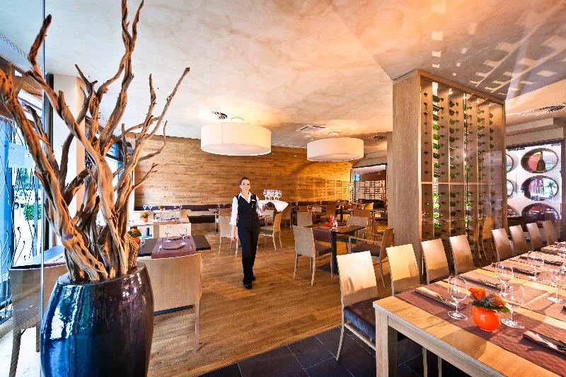 Dorint Pallas Wiesbaden - Restoran