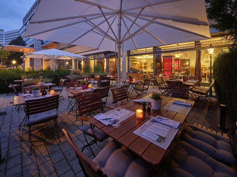 Dorint Pallas Wiesbaden - Restoran