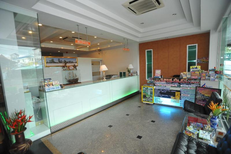 C&N Hotel Patong - Lobi