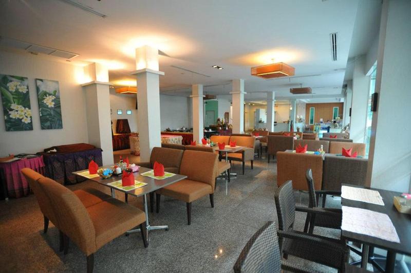 C&N Hotel Patong - Restoran