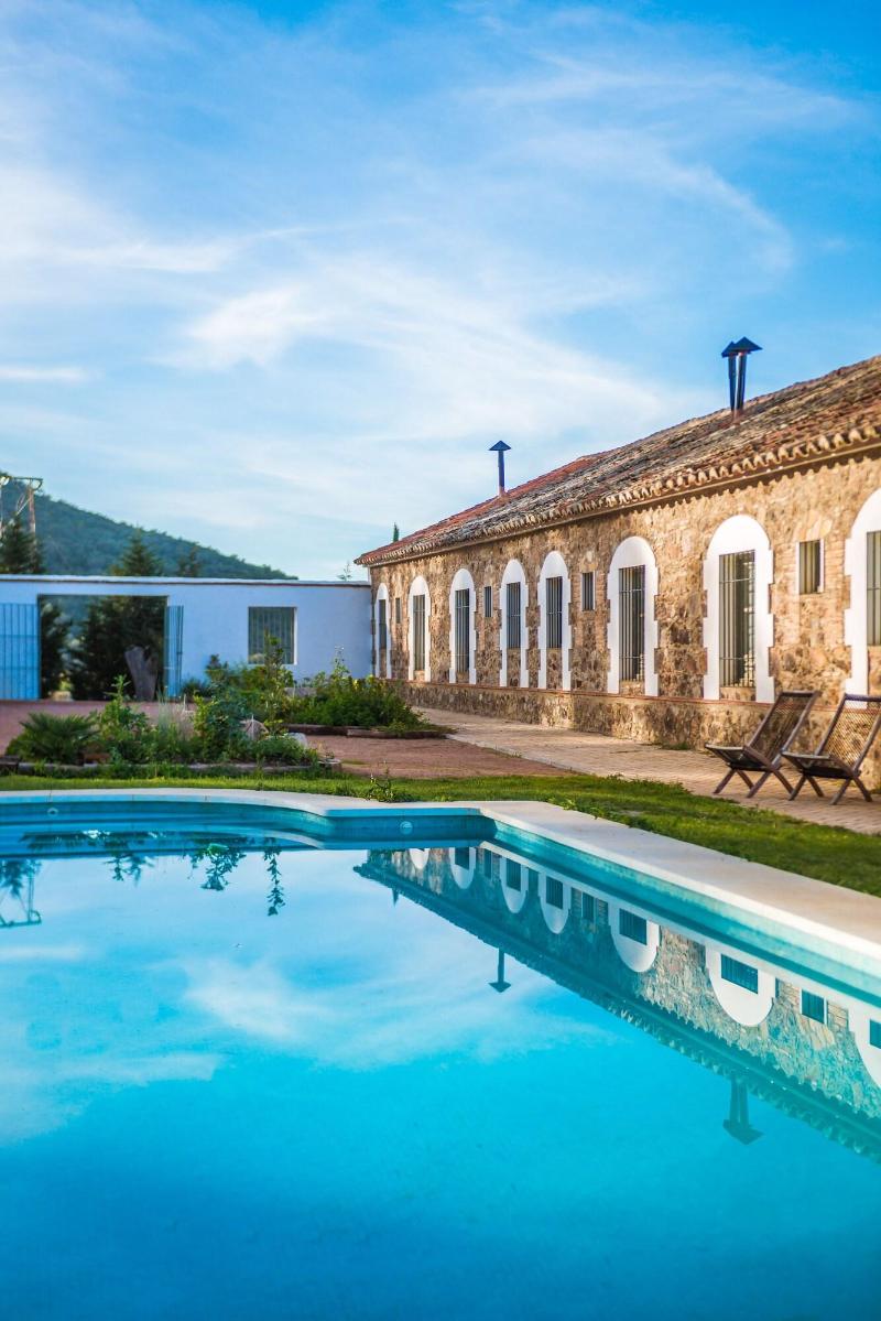 Balneario Aguas De Villaharta - Havuz