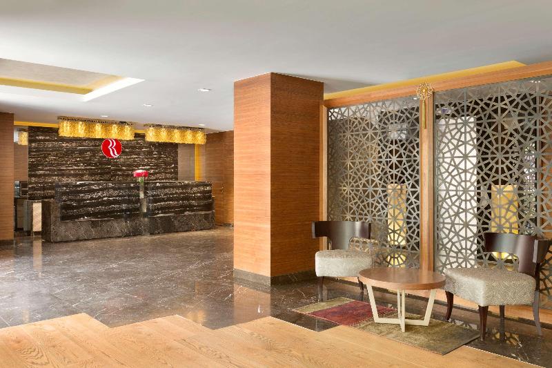 Ramada By Wyndham Gemlik - Lobi