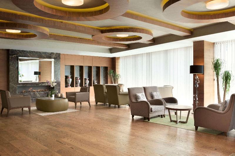 Ramada By Wyndham Gemlik - Lobi