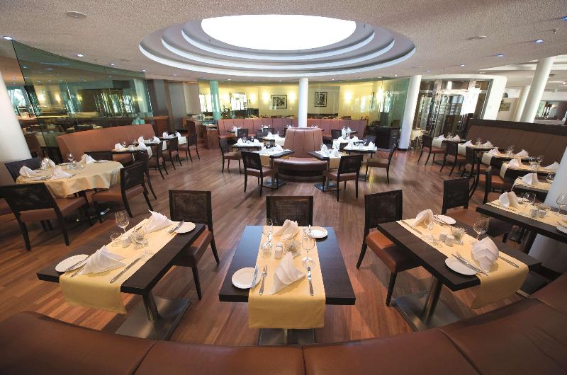 Radisson Blu Park Hotel & Conference Centre - Restoran