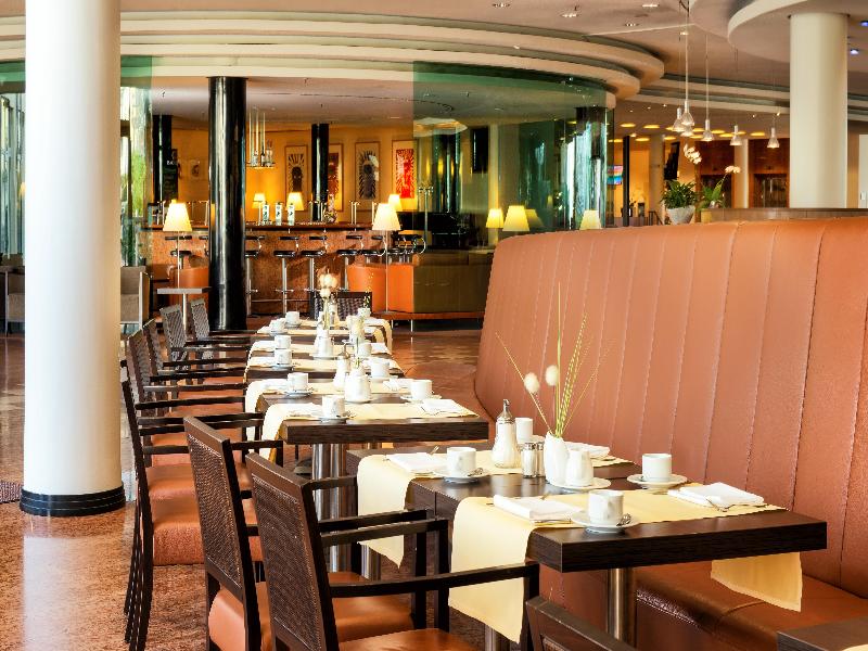 Radisson Blu Park Hotel & Conference Centre - Restoran