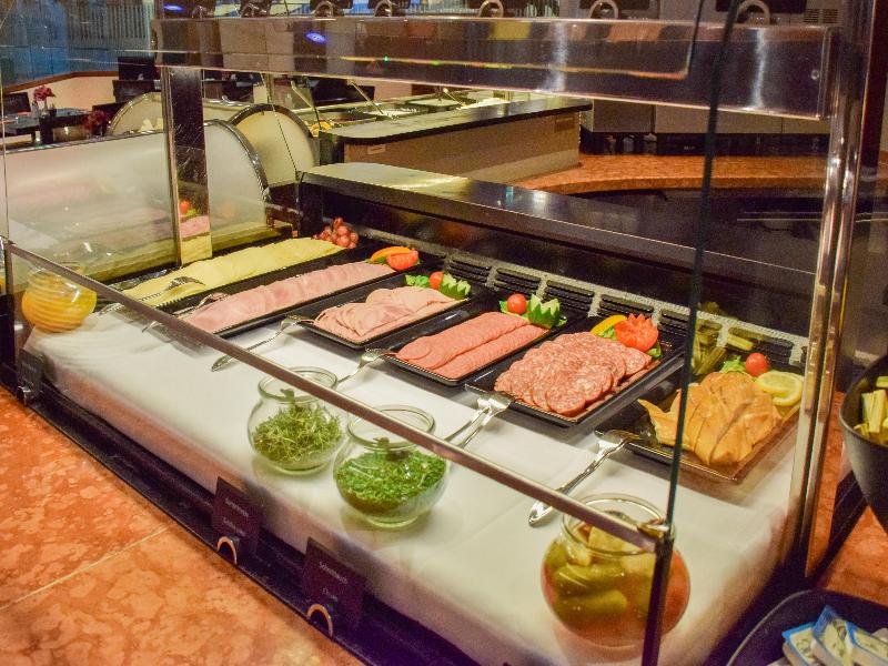 Radisson Blu Park Hotel & Conference Centre - Restoran