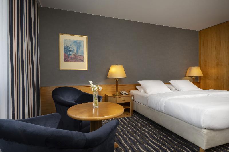 Maritim Hotel Magdeburg - Oda