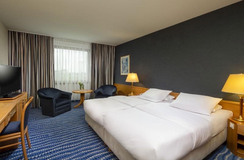 Maritim Hotel Magdeburg - Oda