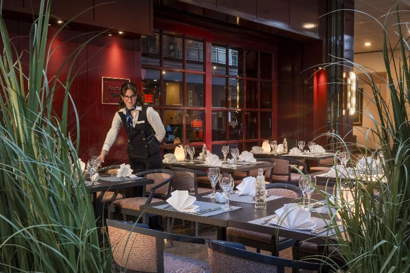 Maritim Hotel Magdeburg - Restoran