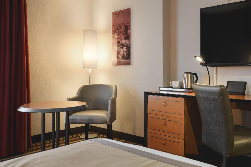 Leonardo Hotel Weimar - Oda
