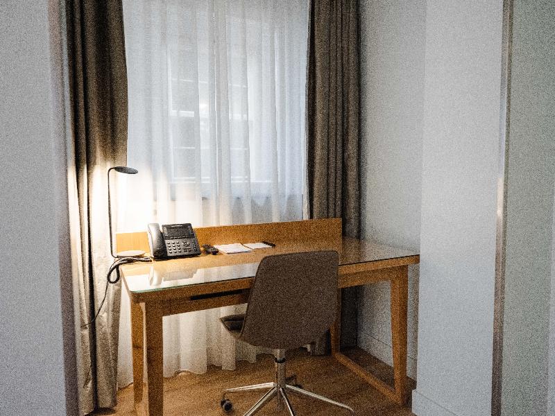 Swissotel Amsterdam - Oda