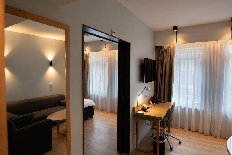 Swissotel Amsterdam - Oda
