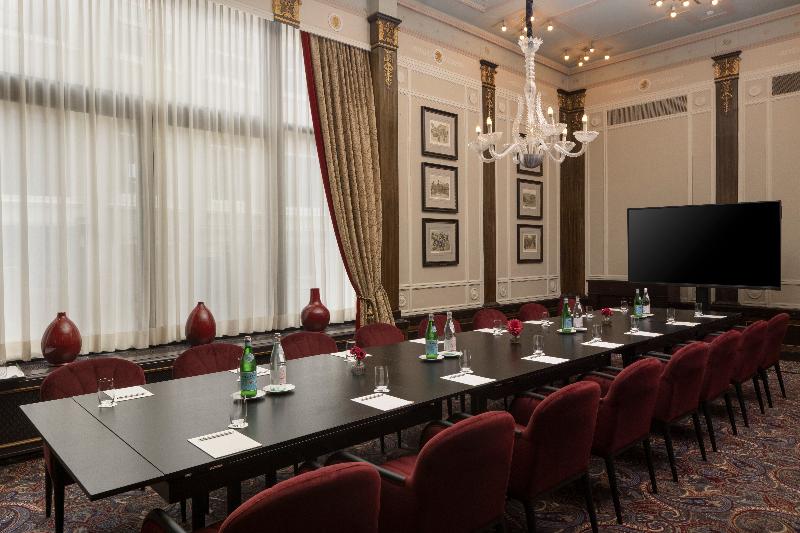 Hotel des Indes, Leading Hotels of the World - Toplantı