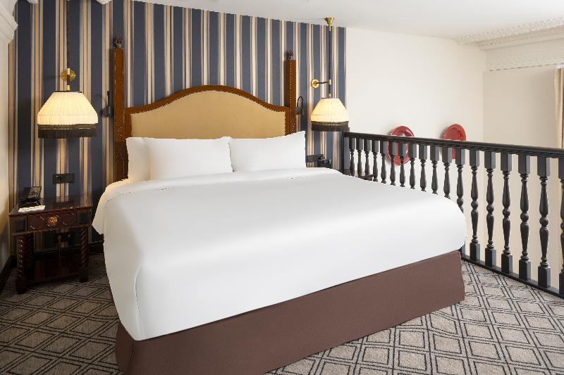 Hotel des Indes, Leading Hotels of the World - Oda
