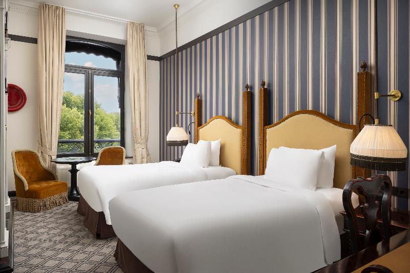 Hotel des Indes, Leading Hotels of the World - Oda