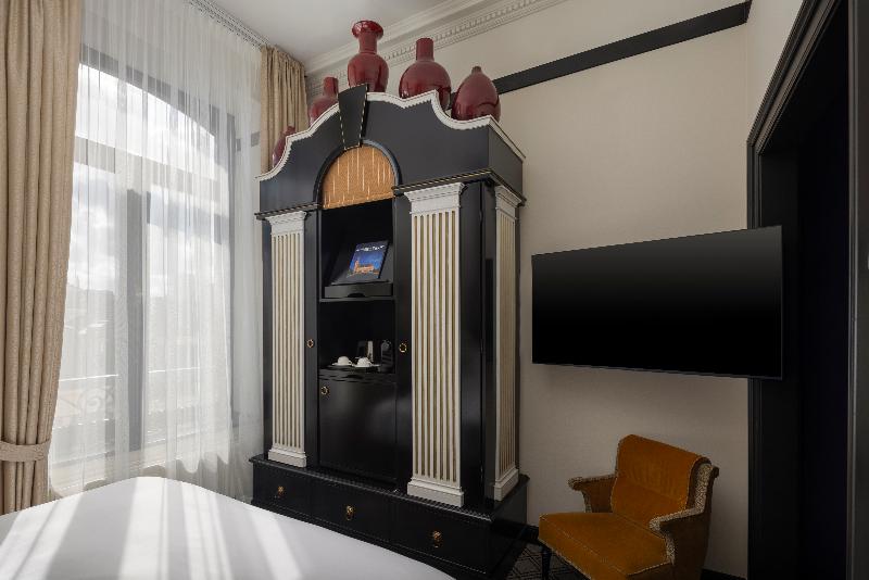 Hotel des Indes, Leading Hotels of the World - Oda