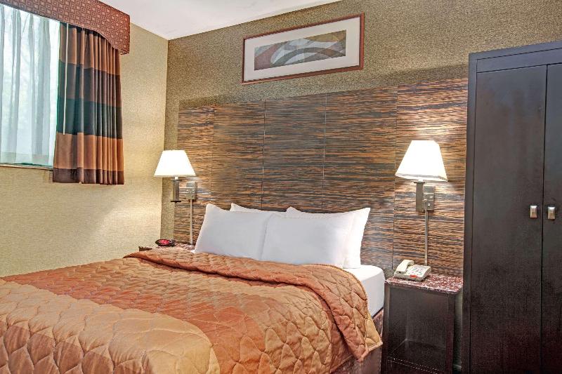 Days Inn by Wyndham Brooklyn - Oda