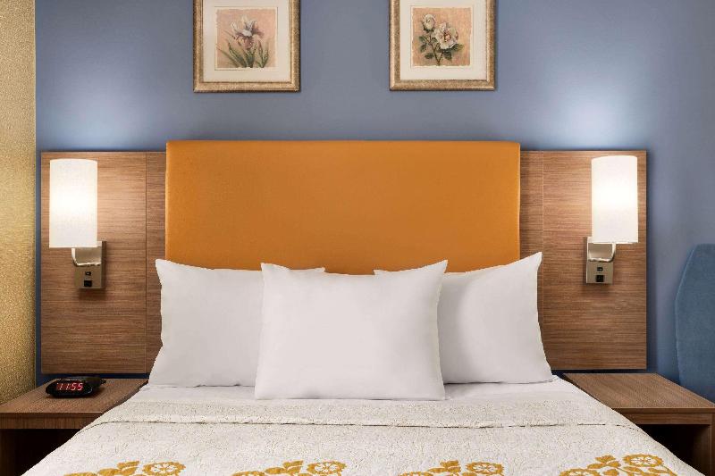 Days Inn by Wyndham Long Island City - Oda