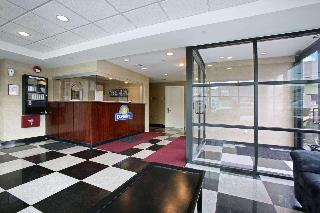 Days Inn by Wyndham Bronx Near Stadium fotoÄŸrafÄ±
