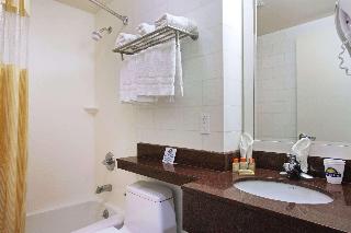 Days Inn by Wyndham Bronx Near Stadium fotoÄŸrafÄ±