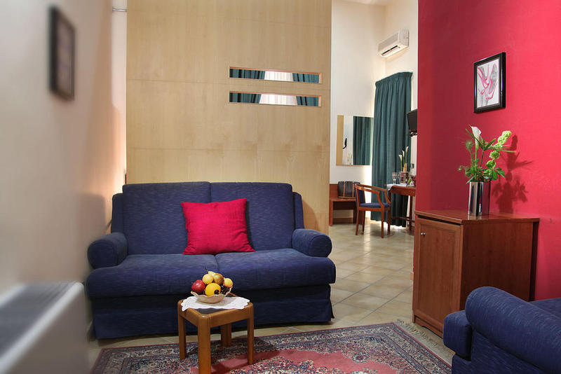 Caravaggio Hotel - Genel