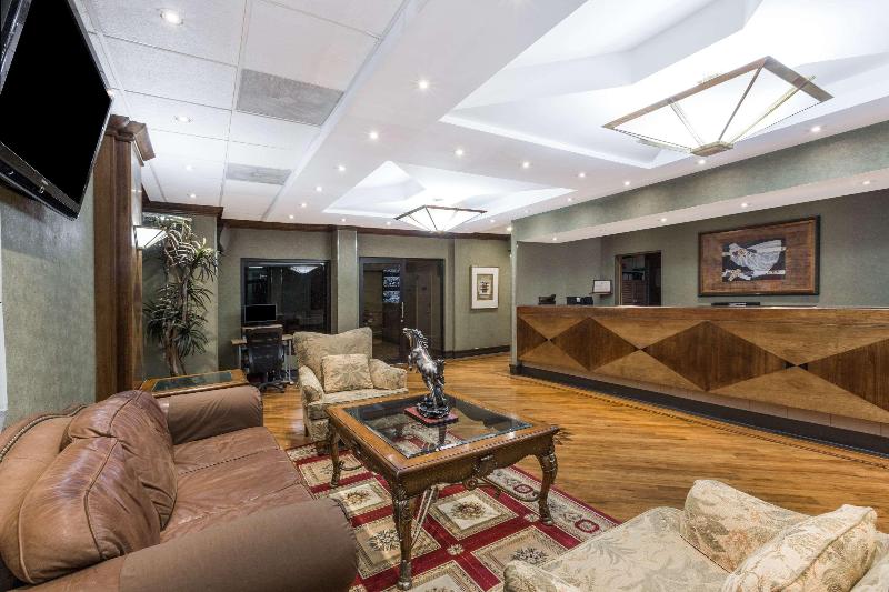 Ramada by Wyndham Yonkers - Lobi