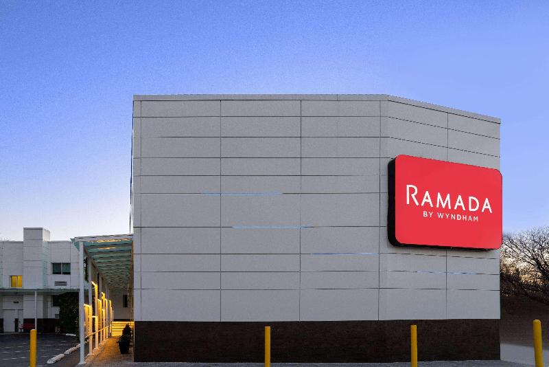 Ramada by Wyndham Bronx - Genel