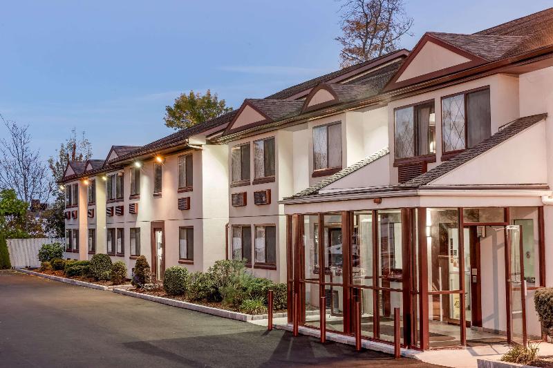 Fairbridge Inn Express Nyack - Genel