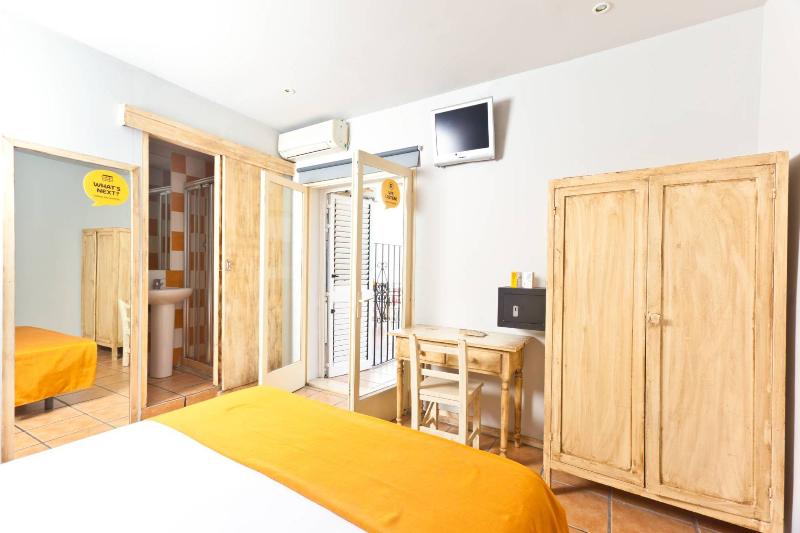 Ten Hostel - Oda