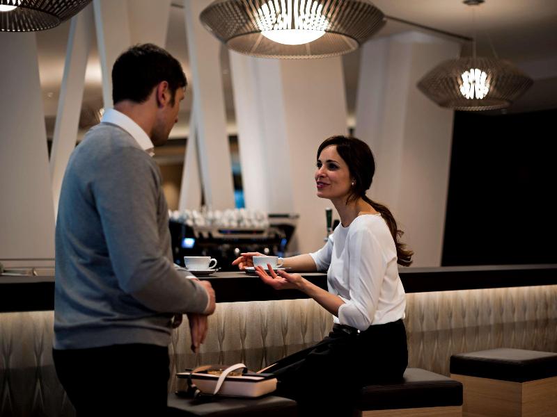 Pullman Basel Europe - Bar