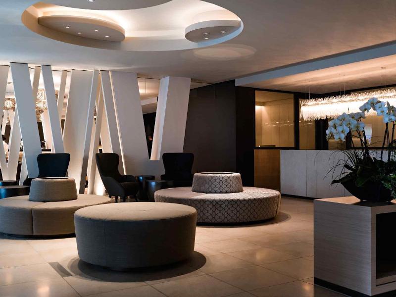 Pullman Basel Europe - Lobi