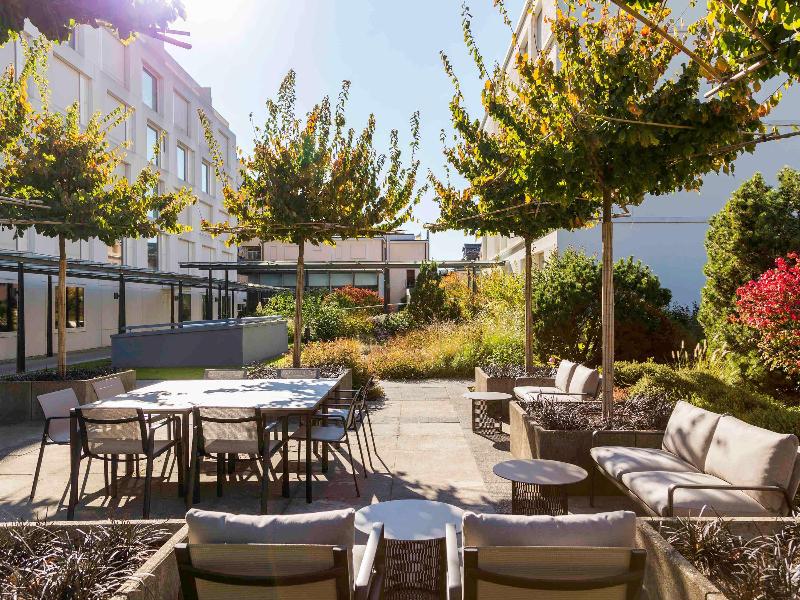 Pullman Basel Europe - Genel