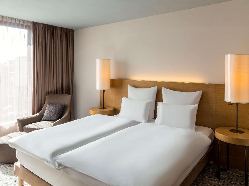 Pullman Basel Europe - Oda