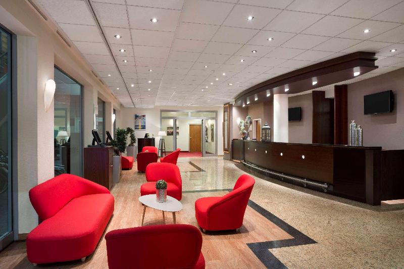 Ramada Encore Geneve - Lobi